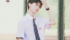 队友爆料丁程鑫视频大全,独家视频大全，揭秘偶像幕后故事